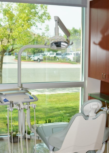 Valencia Emergency Dentist | Santa Clarita Dental Office